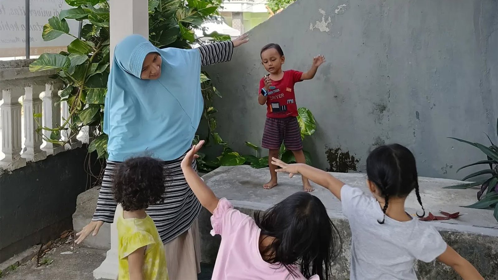 Foto-pijar-pesona-anak-daycare3